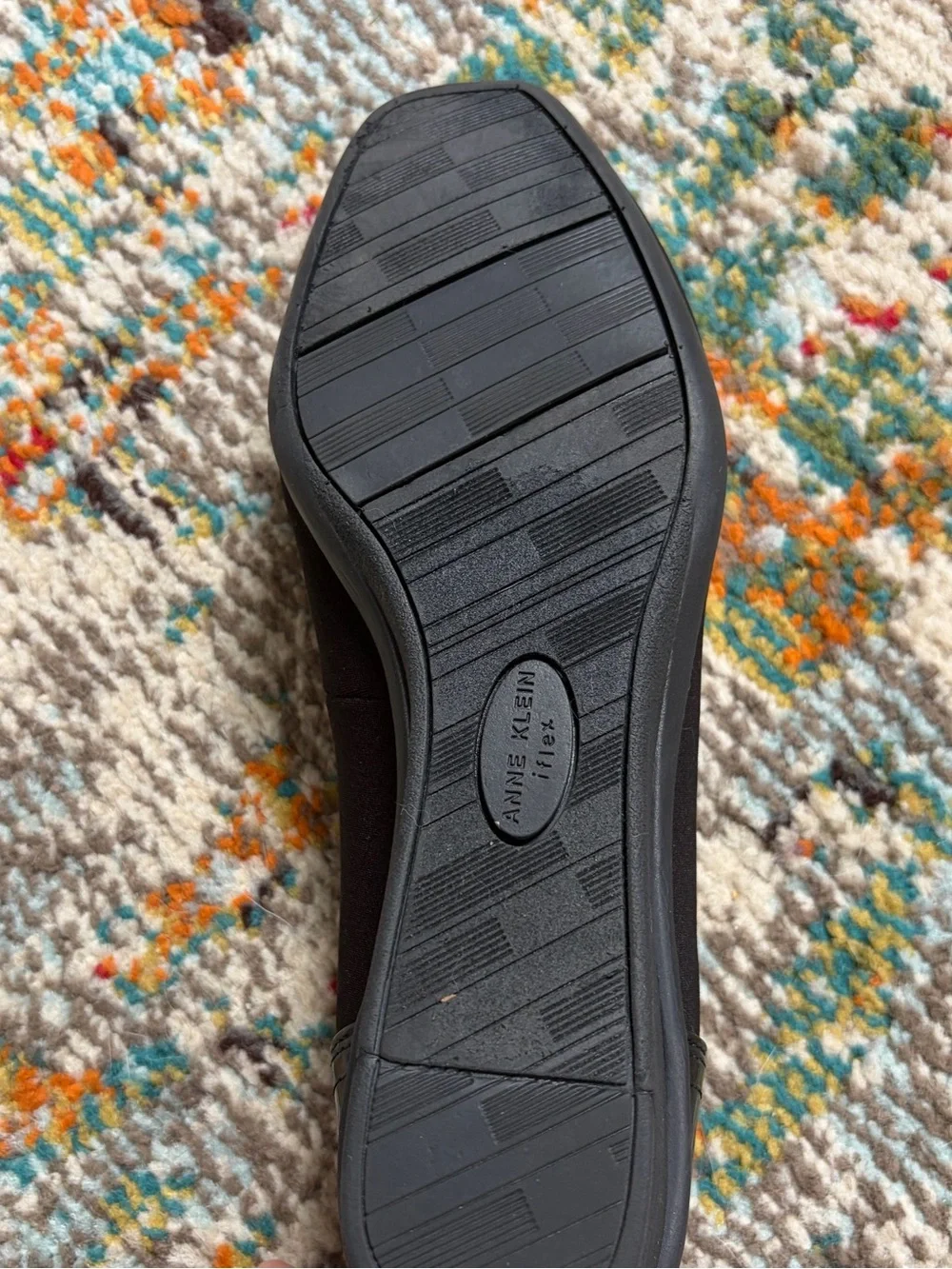 Like New Anne Klein Winner iFlex Black Wedge Pumps, size 8.5